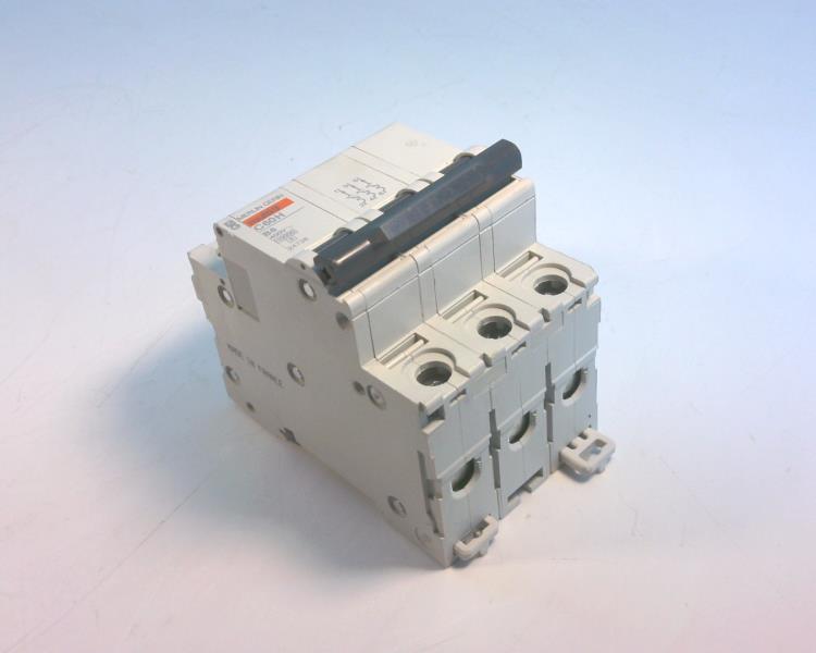 SCHNEIDER ELECTRIC 24738