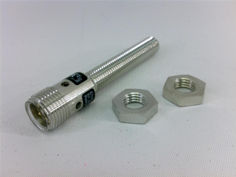 EFECTOR IEK3002BBPKG/US-104-DPS/OELVER-IE5318