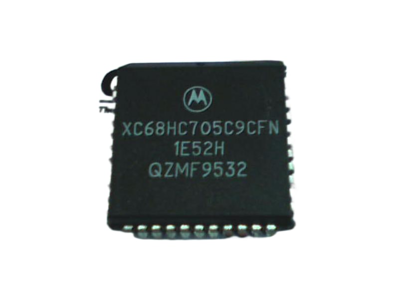 XC68HC705C9CFN by NXP SEMICONDUCTOR