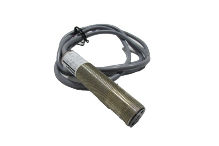 BALLUFF BOS-18M-WO-7XA-BO-L-03