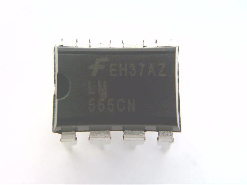 ON SEMICONDUCTOR LM555CN