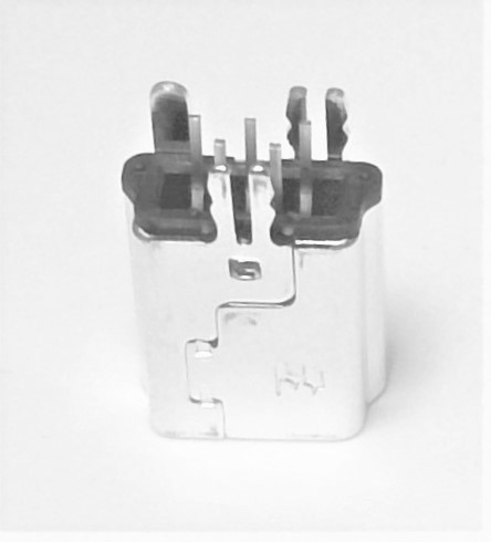 TE CONNECTIVITY 1734753-1