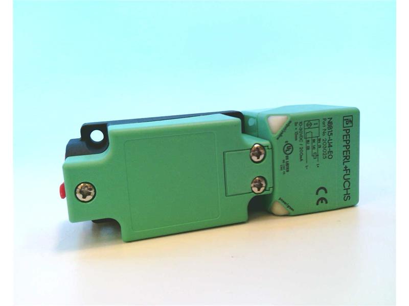 PEPPERL & FUCHS NBB15-U4-E0