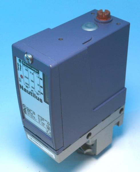 TELEMECANIQUE SENSORS XMLA035A2S11