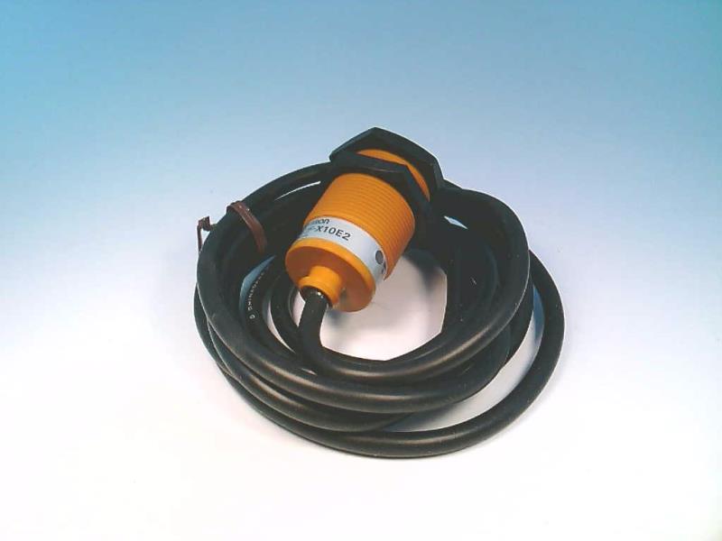 OMRON E2F-X10E2