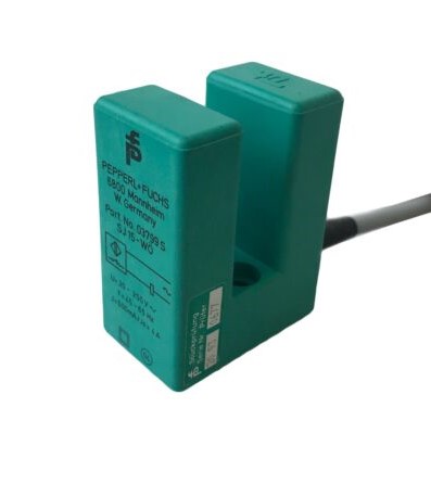 PEPPERL & FUCHS SJ15-E2-V1-Y40122