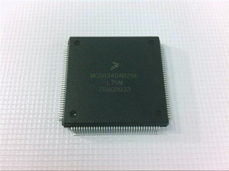 NXP SEMICONDUCTOR MC68340AB25E.