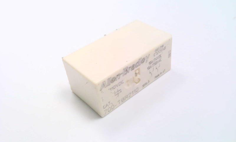 ALLEN BRADLEY 700-TBR2110