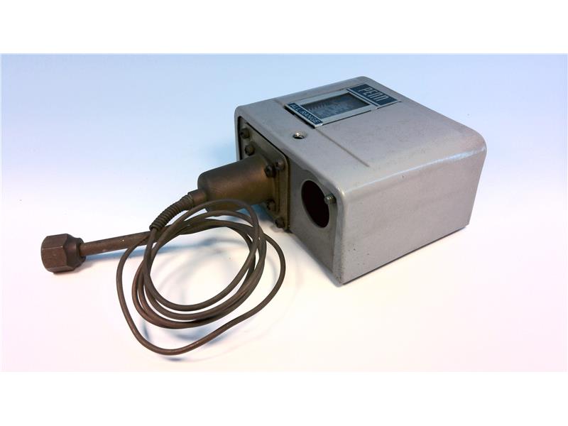 JOHNSON CONTROLS P70AB-9001