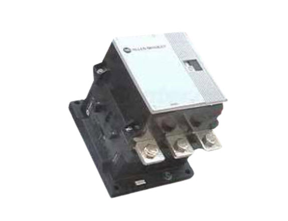ALLEN BRADLEY 100-B300NB3