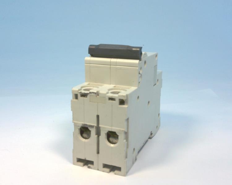 SCHNEIDER ELECTRIC MG17435