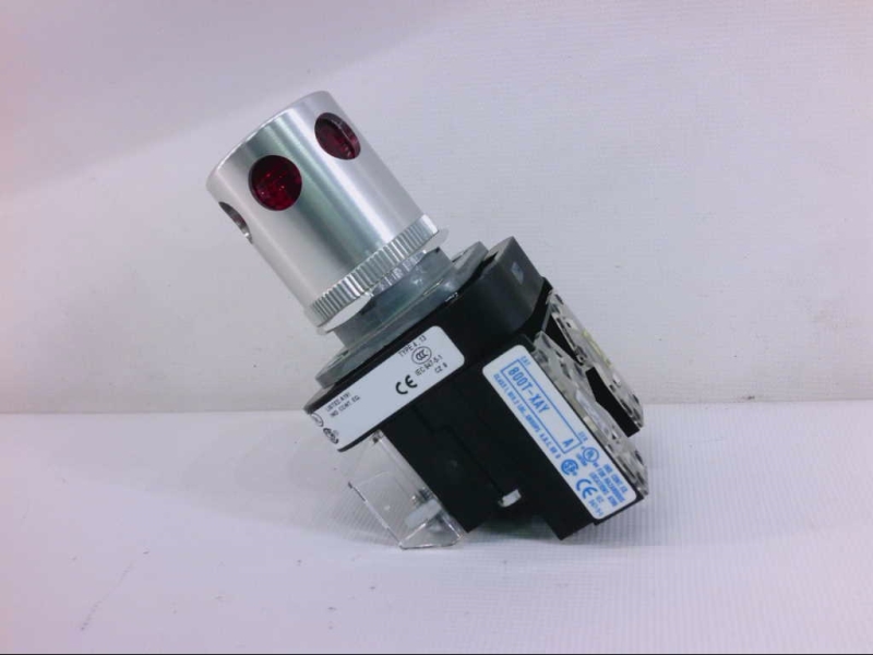 ALLEN BRADLEY 800T-QA12RAY
