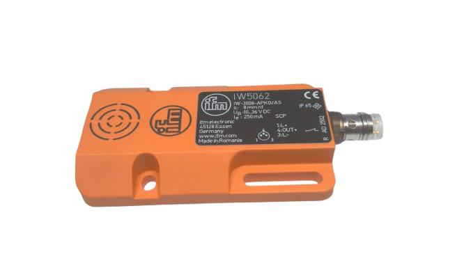 EFECTOR IW-3008-APKG/AS-610-TPO-IW5062