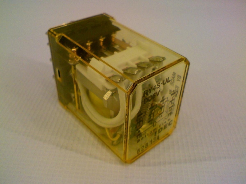 IDEC RY4S-ULDC6V