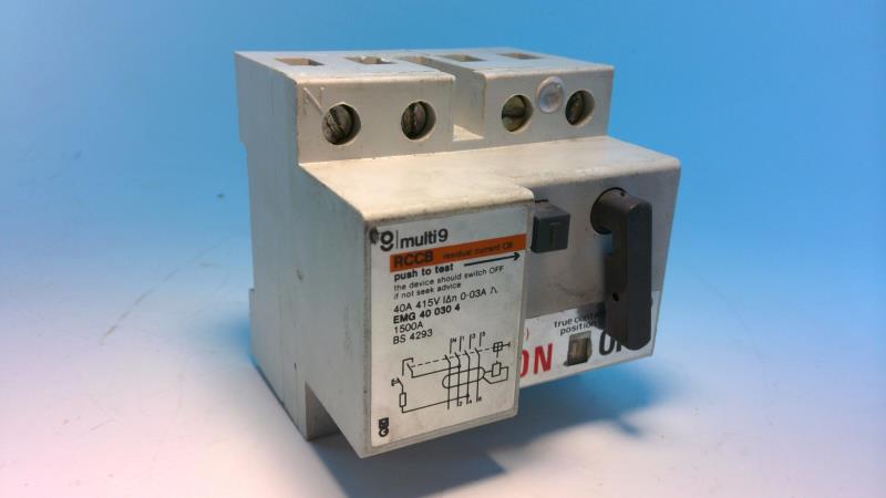 EMG 40 030 4 by SCHNEIDER ELECTRIC
