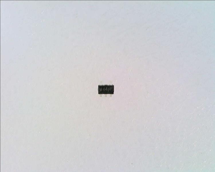 DIODES INC APX823-31W5G-7