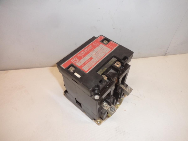 SCHNEIDER ELECTRIC 8903SPO1V02