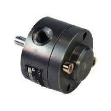 143-011-131  by VOGEL