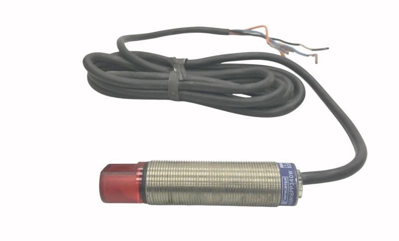 SCHNEIDER ELECTRIC XU5N18PP340W