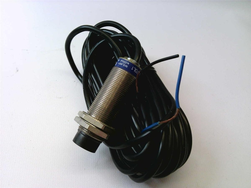 SCHNEIDER ELECTRIC XS2M18PA370L1