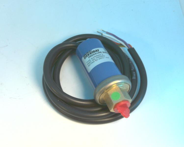 BLACK TEKNIGAS 5600003