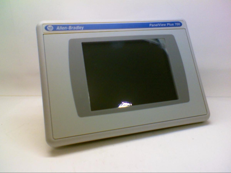 ALLEN BRADLEY 2711P-T7C4D2