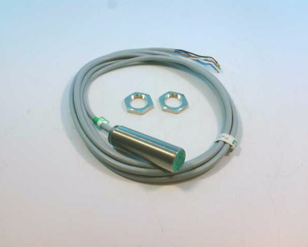 PEPPERL & FUCHS NBB5-18GM60-E2-V1