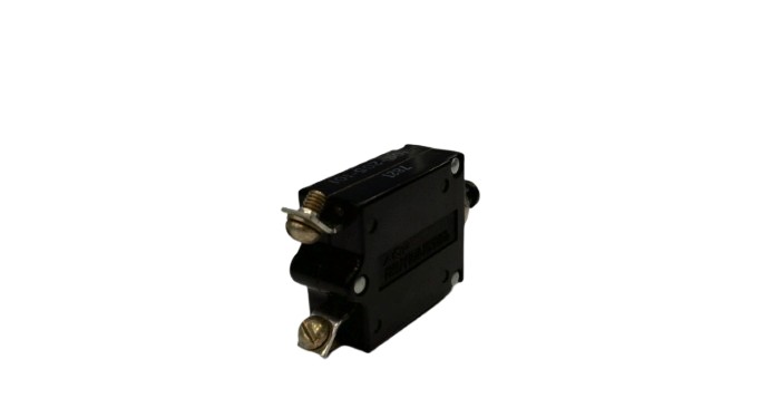 TE CONNECTIVITY 109-205-101