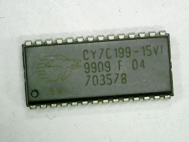 INFINEON CY7C199-15VI