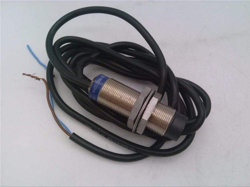 SCHNEIDER ELECTRIC XS1-M18MA230H4