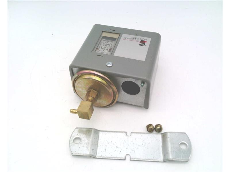 JOHNSON CONTROLS P67AA-1