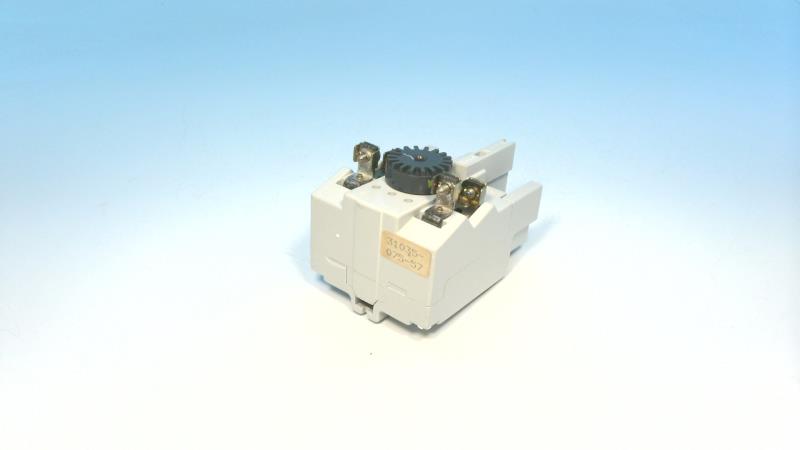 SCHNEIDER ELECTRIC 31035-075-57