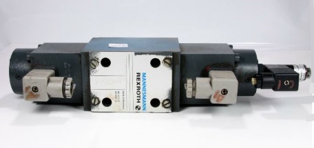 BOSCH 4WRE10W64-1424K4/M