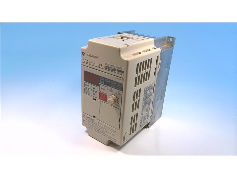 OMRON CIMR-J7ACB0P40