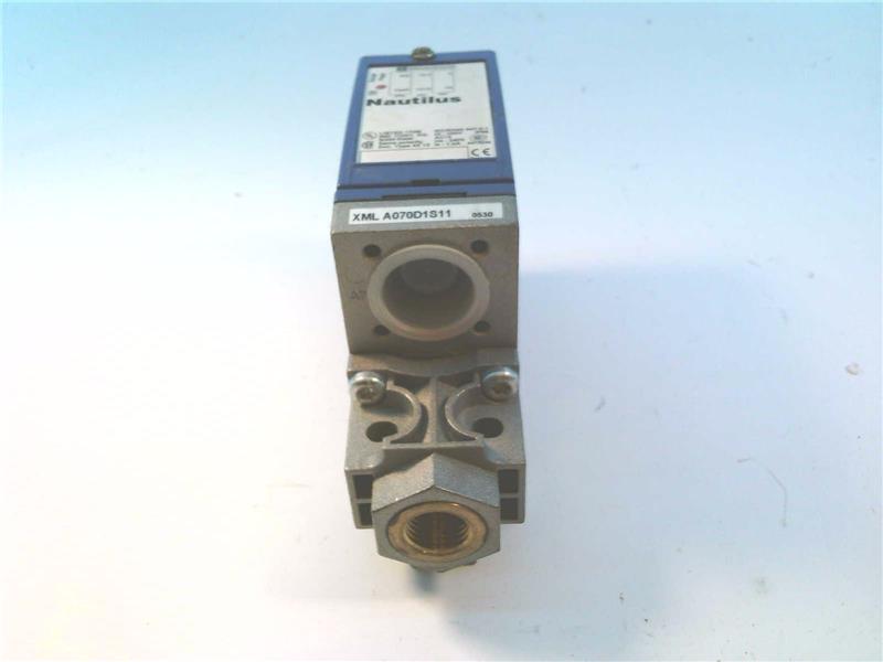 SCHNEIDER ELECTRIC XMLA070D1S11