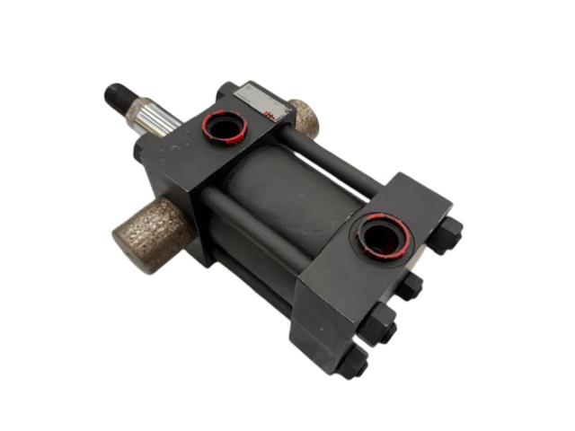 N5U-3.25X2-N-1.38-2-T-P-P-1-1 by EATON CORPORATION