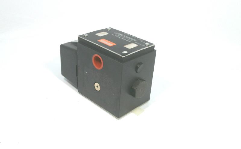 EATON CORPORATION DG4S4L-012A-B-60-LH