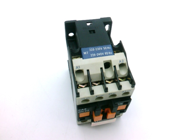 SCHNEIDER ELECTRIC CA2-DN22M7