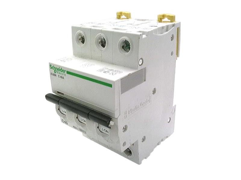 A9F79340 by SCHNEIDER ELECTRIC