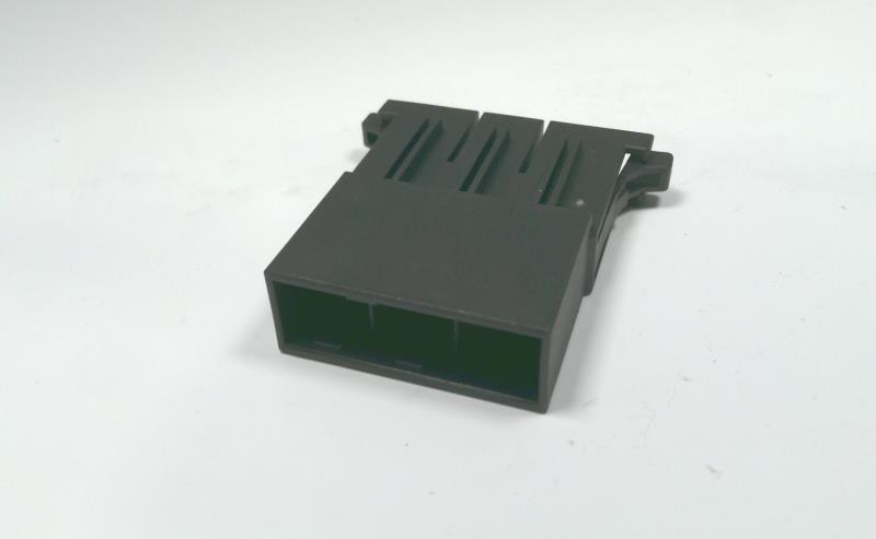 TE CONNECTIVITY 1-1747819-3