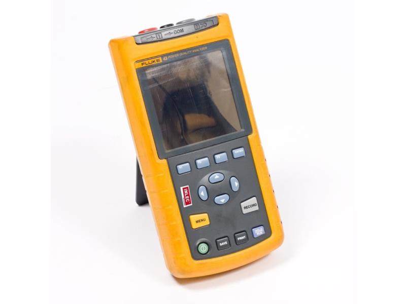 FLUKE 43