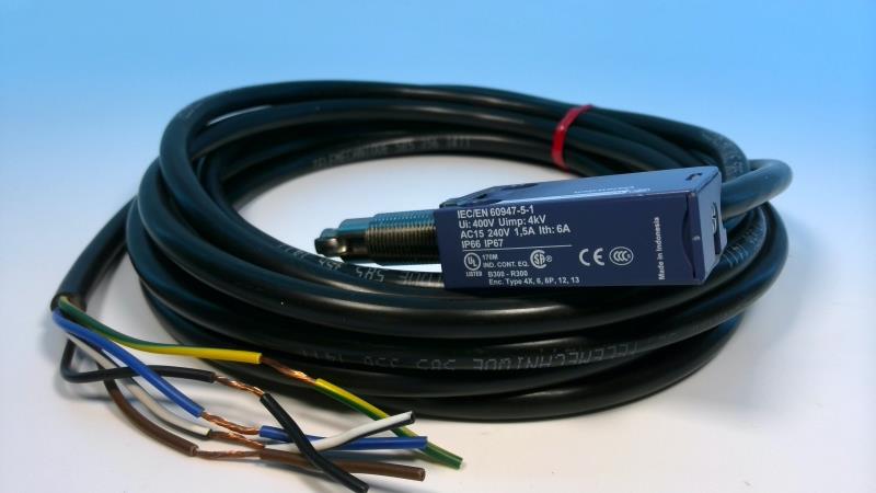 SCHNEIDER ELECTRIC XCMD25F2L5