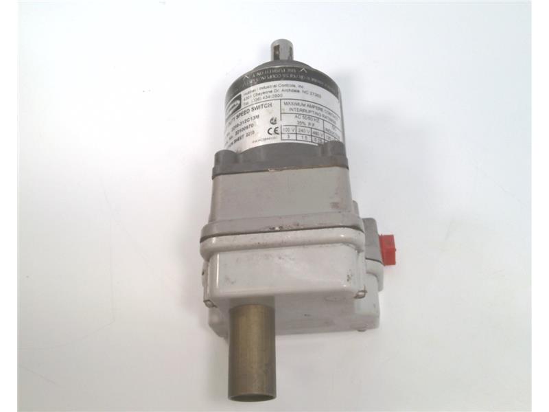 HUBBELL 2210-312C13M