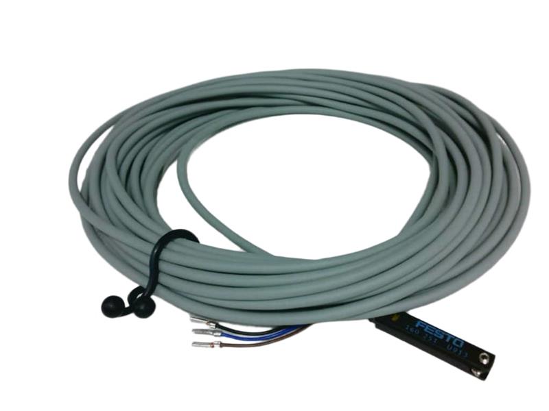 FESTO SME-8-O-K-LED-24