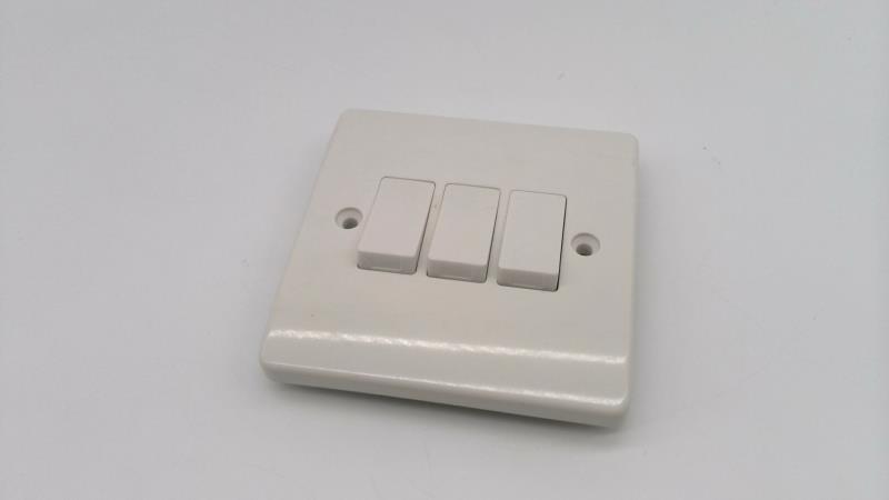 CLICK 4 ELECTRICS CCA013