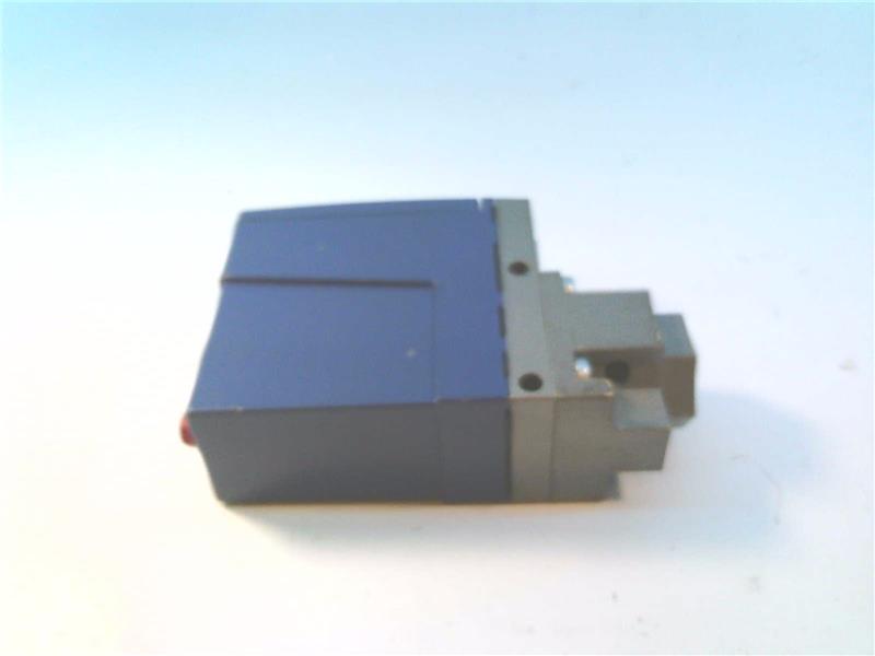 SCHNEIDER ELECTRIC XMLA070D1S11