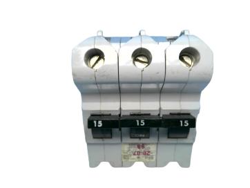 SCHNEIDER ELECTRIC NB315