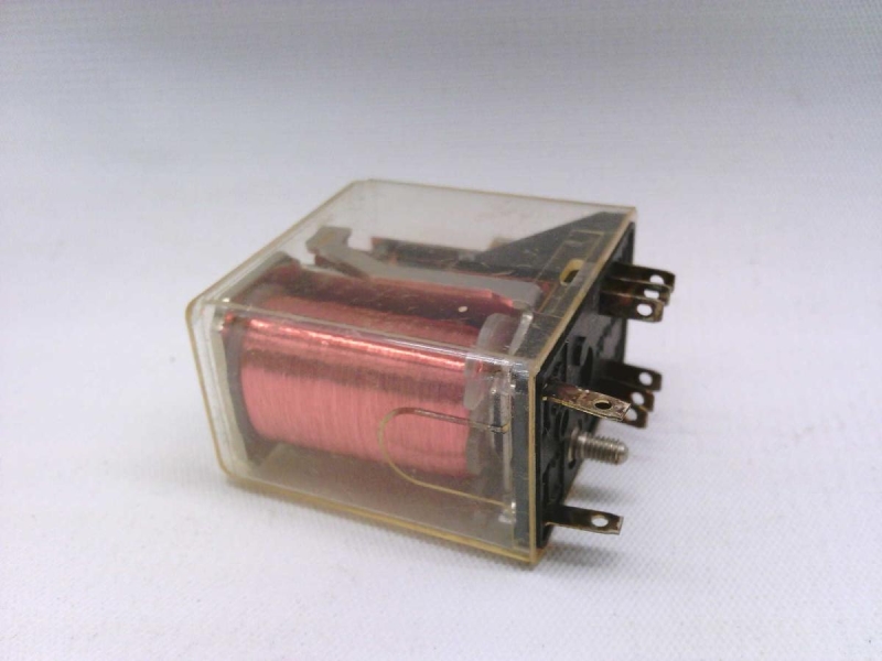 V23154-D0726-F104 by TE CONNECTIVITY