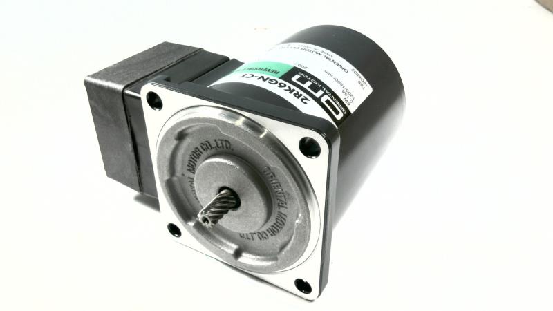 ORIENTAL MOTOR 2RK6GN-CT