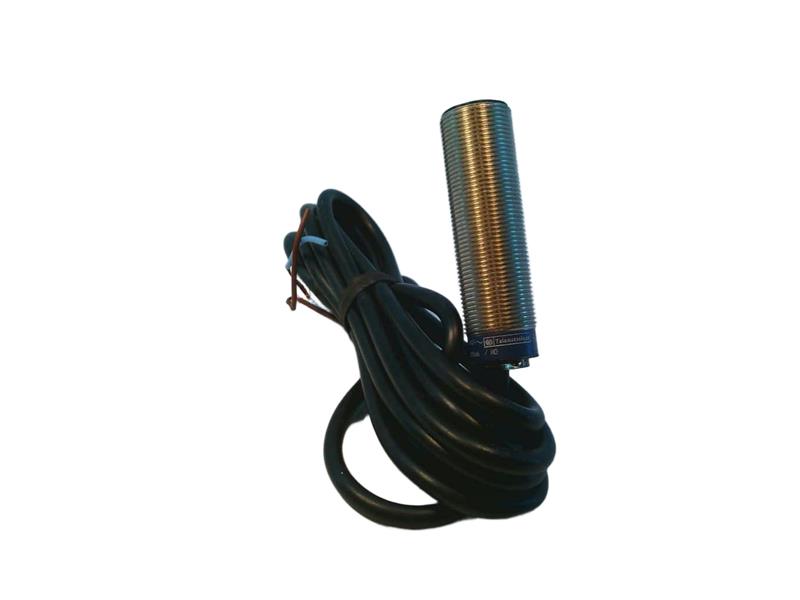 XS1-M18FA260 by SCHNEIDER ELECTRIC